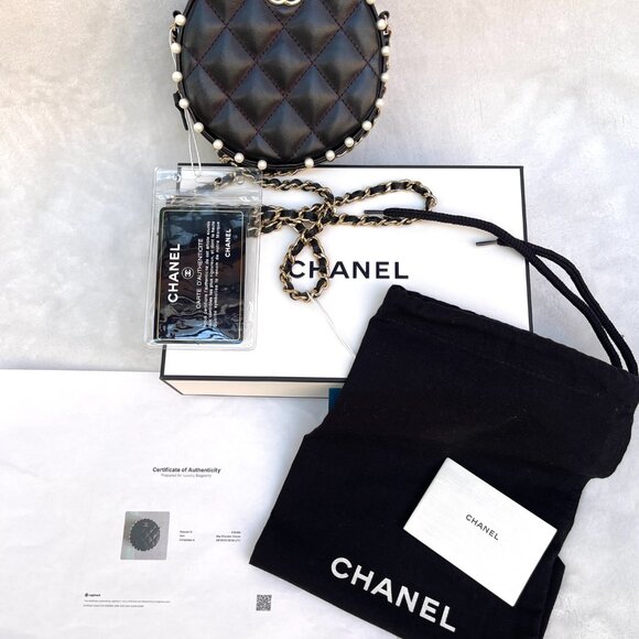 Chanel Matelasse round Pearl Chain Lambskin Shoulder Crossbody Bag - Picture 3 of 16